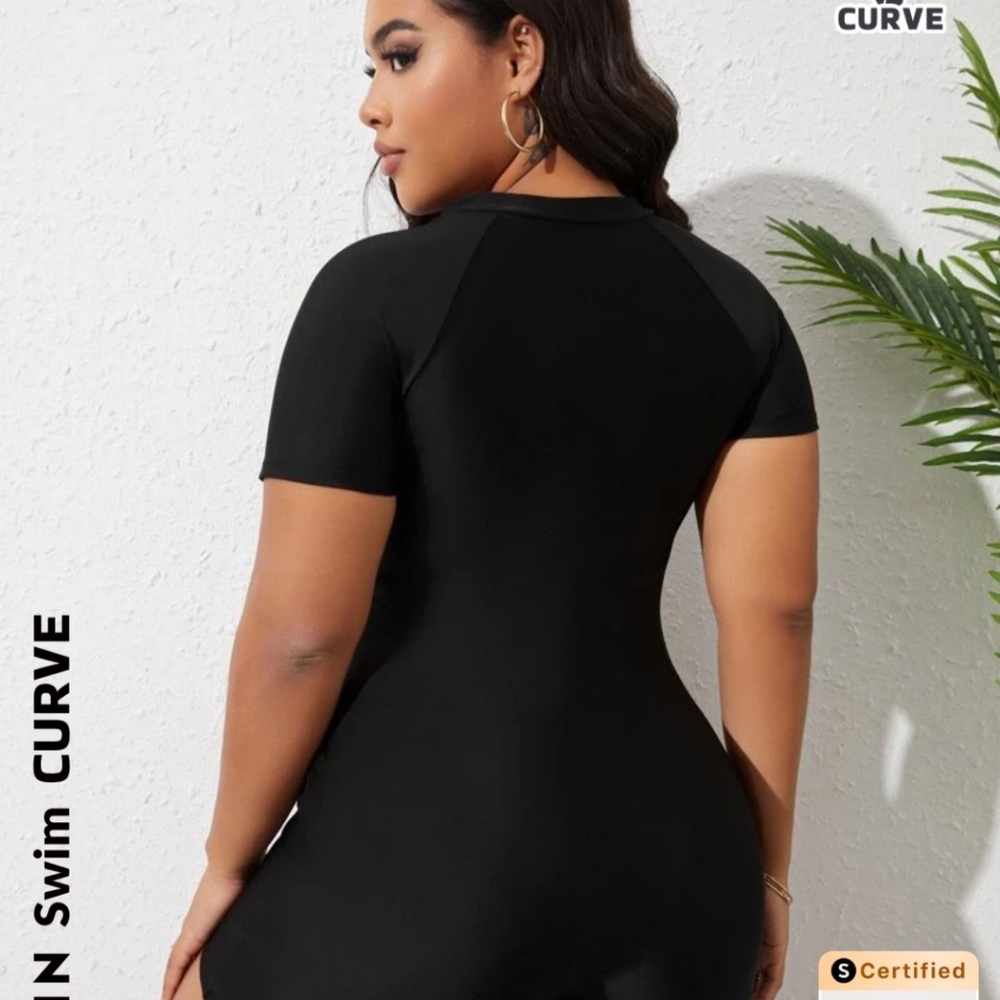 One Piece Rashguard Swimsuit - Picture 2 of 3
